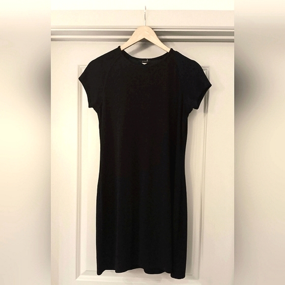J. Crew Dresses & Skirts - Vintage J. Crew Classic Little Black Dress